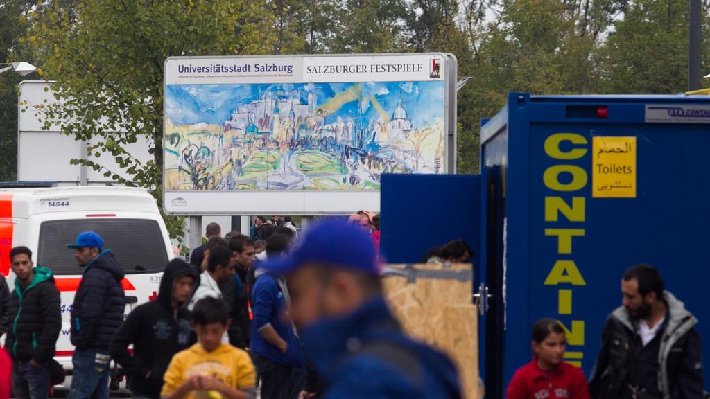 760 Flüchtlinge an der Saalachbrücke