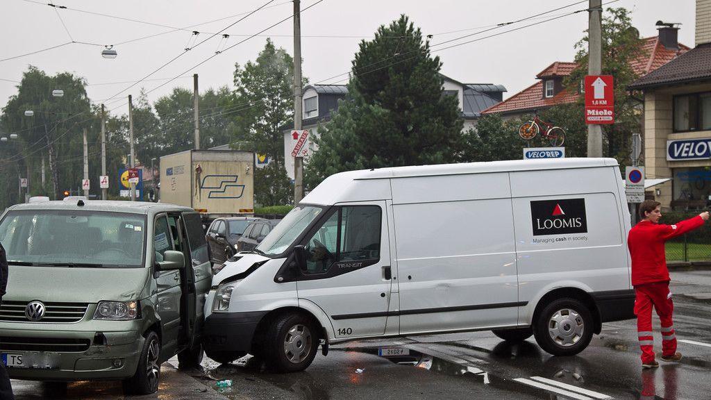 Geldtransporter in Unfall verwickelt