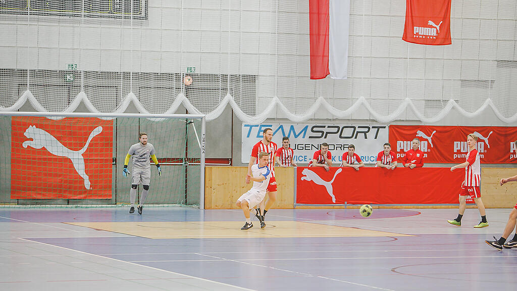 Salzburger Stier, Hallenfu\u00dfball