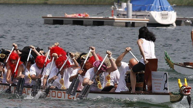 Drachenboot-Action am Mattsee