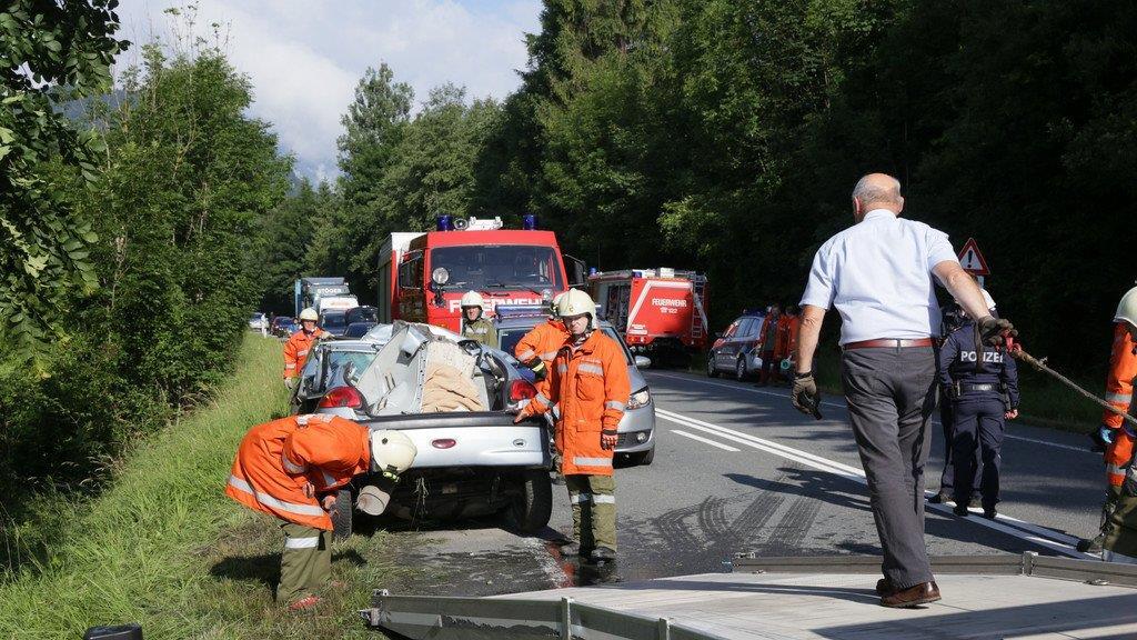 Tödlicher Crash auf B162