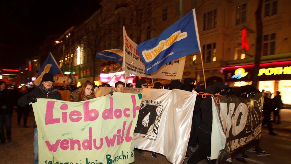 WKR-Ball 2012: Demos (Flo)