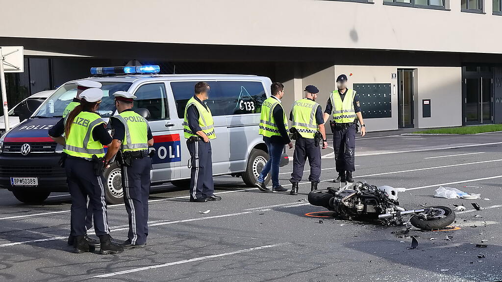 Biker_vs_Taxi_Alpenstraße