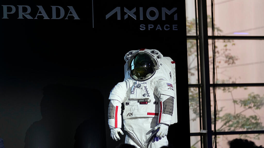 Prada entwickelt Raumanzüge für den Mond