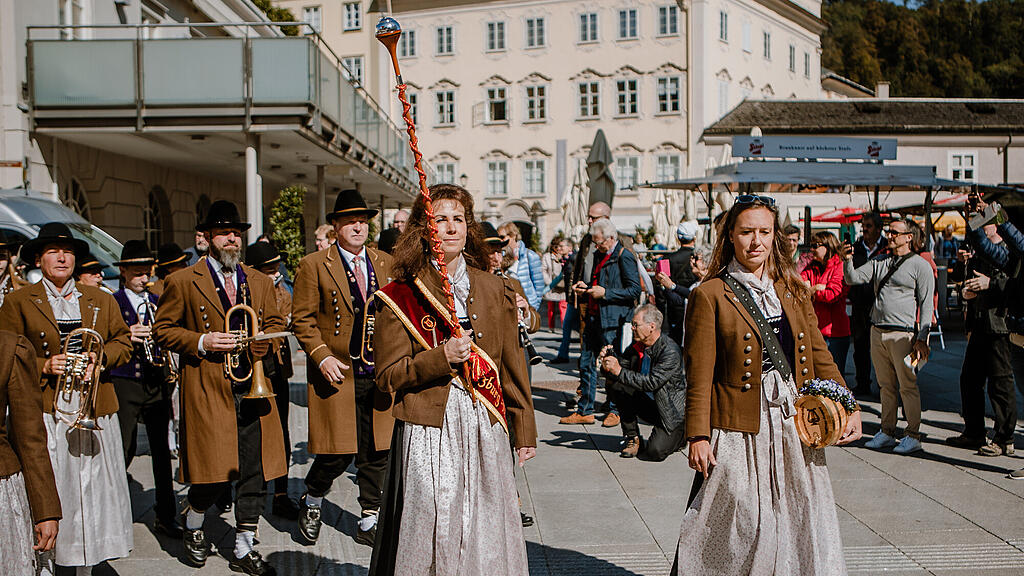 Er\u00f6ffnung Rupertikirtag, Festzug