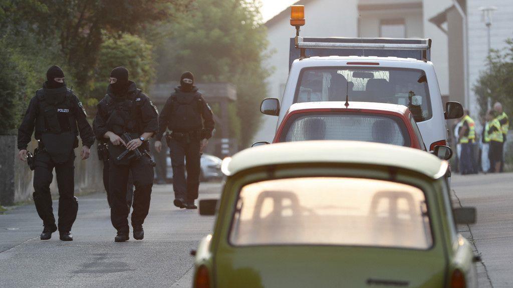 Syrer sprengt sich in Ansbach in die Luft