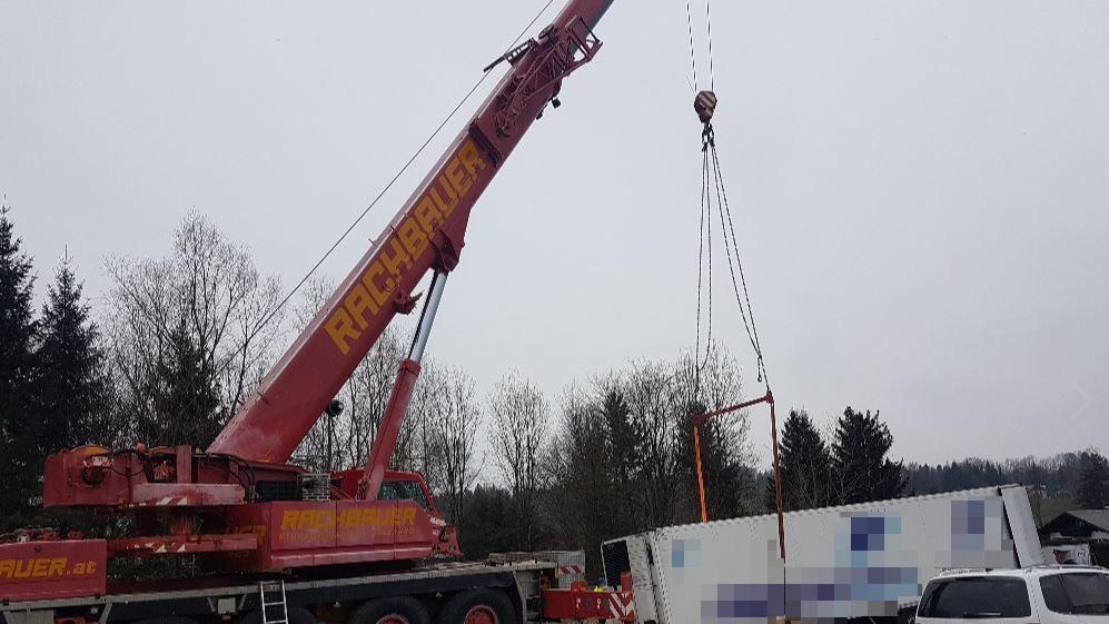 Lkw-Bergung in Eugendorf