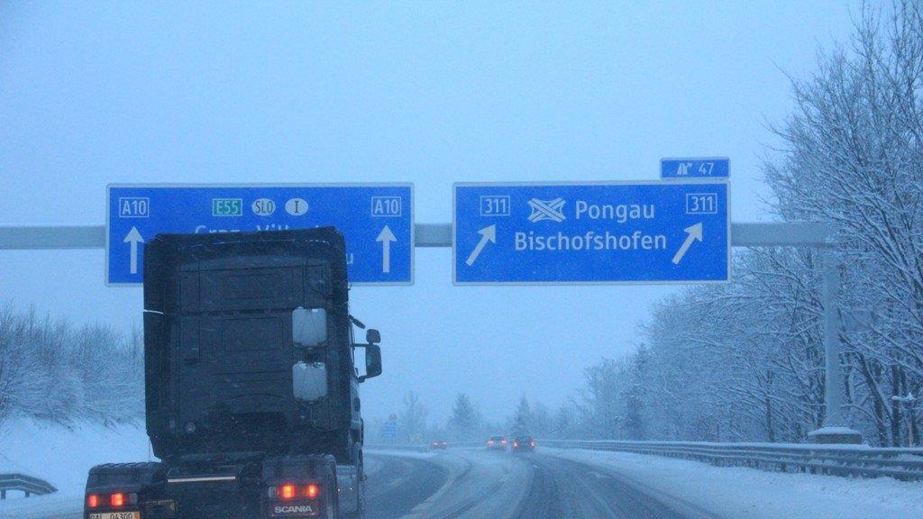 Schneechaos auf A10