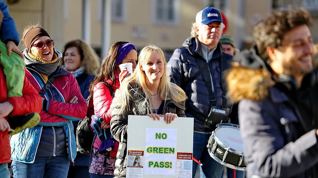 Corona-Protestmarsch in Salzburg