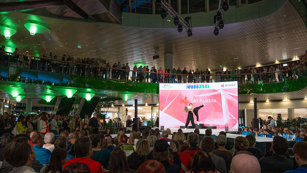 Modenschau Ski Austria Stars ||
