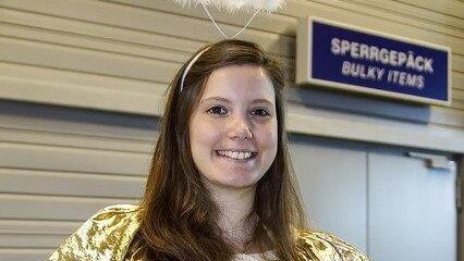 Flughafen: Warten aufs Christkind, II