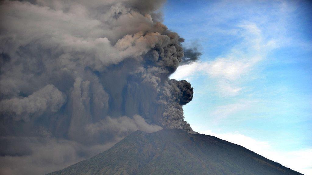Vulkan auf Bali aktiv