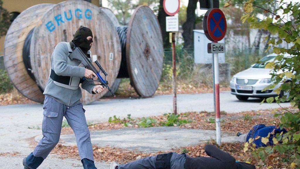 Großübung bei simuliertem Terroranschlag in Wien