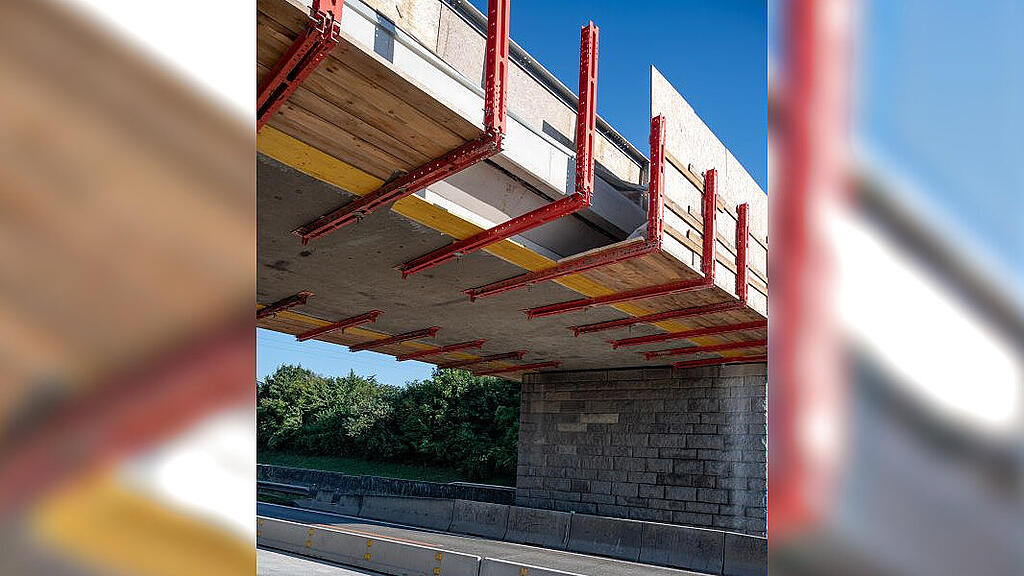 A1, Brücke