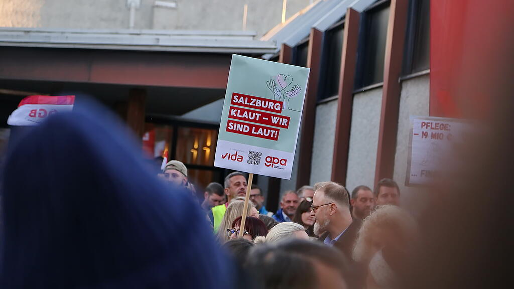 Pflege-Demo in Salzburg II