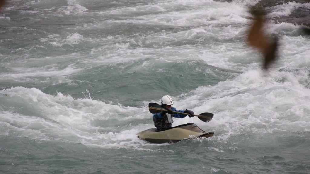 Kajak Freestyle auf der Salzach