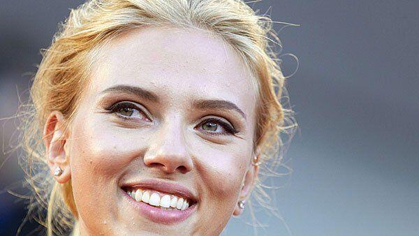 Scarlett Johansson beendete ihre langjährige Zusammenarbeit mit der Hilfsorganisation Oxfam.