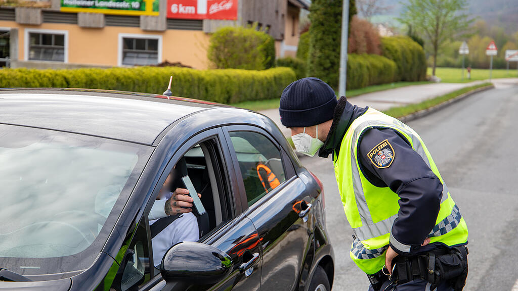 Ausreisekontrollen_Hallein