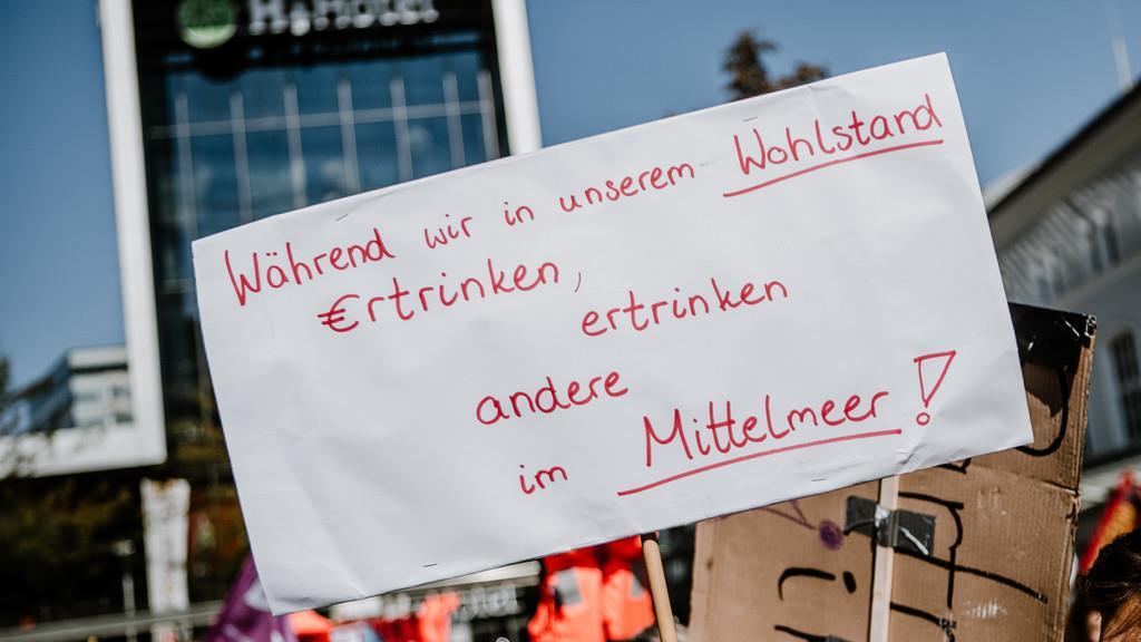 Demo zum EU-Gipfel, I