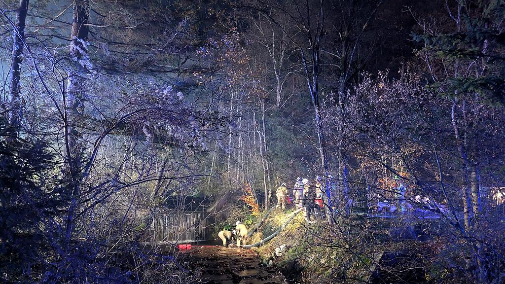 Geräteschuppen in Pfarrwerfen in Brand