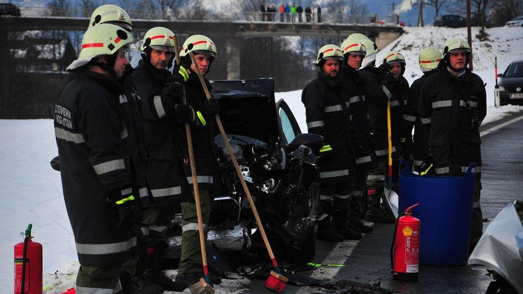 B167: Tödlicher Crash, II