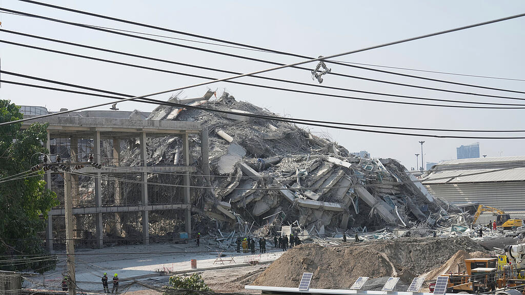 Thailand Earthquake =(8).jpg