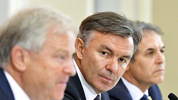 Windtner, Ruttensteiner und Koller bei der Pressekonferenz