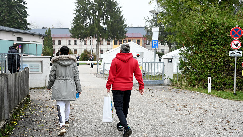 Asyl-Zelte St. Georgen im Attergau