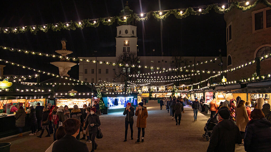 20211118_fmt_christkindlmarkt_eroeffnet_mw-9.jpg