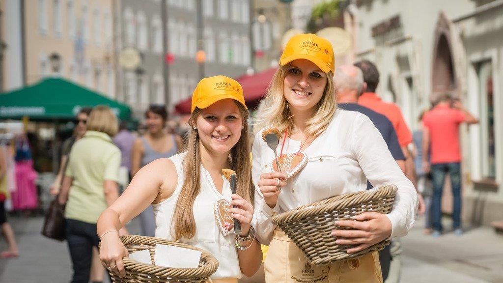Linzergassenfest 2015 bei Sonnenschein eröffnet
