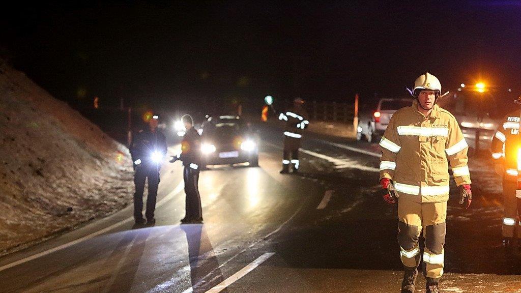 Pkw stürzt in Saalach