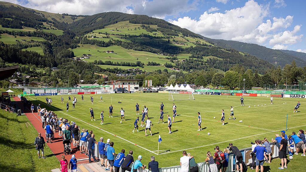 Schalke auf Trainingslager in MIttersill