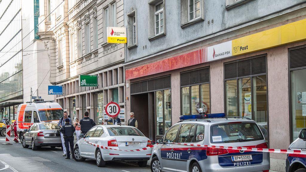 Banküberfall in Salzburg. Bilder vom Tatort