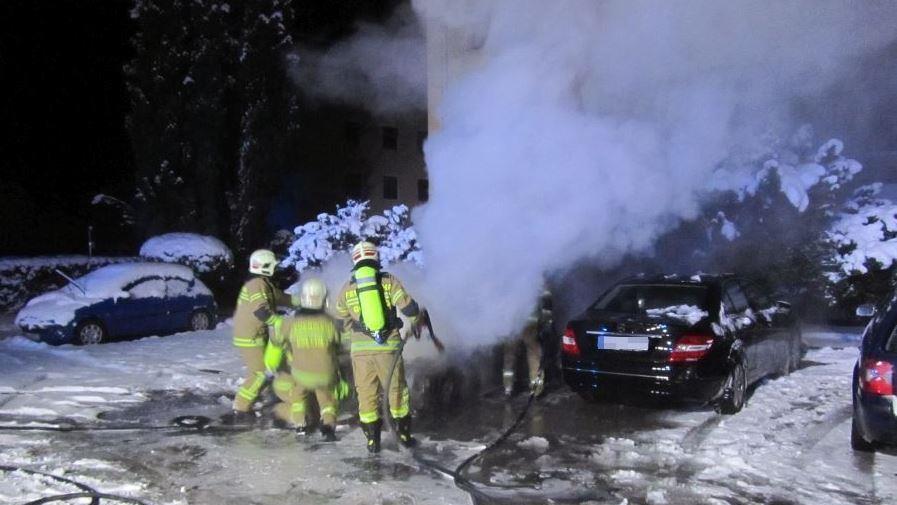 Pkw-Brand in Golling