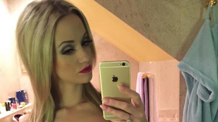 Sexy "Spatzi" im Barbielook
