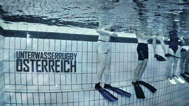Bilder vom Unterwasser-Rugby