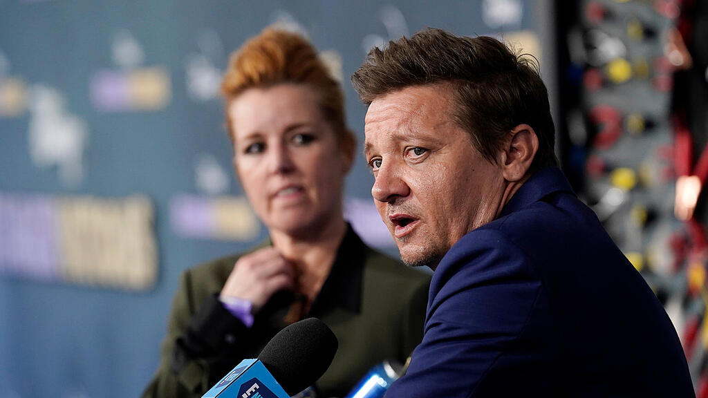 Jeremy Renner auf Rotem Teppich