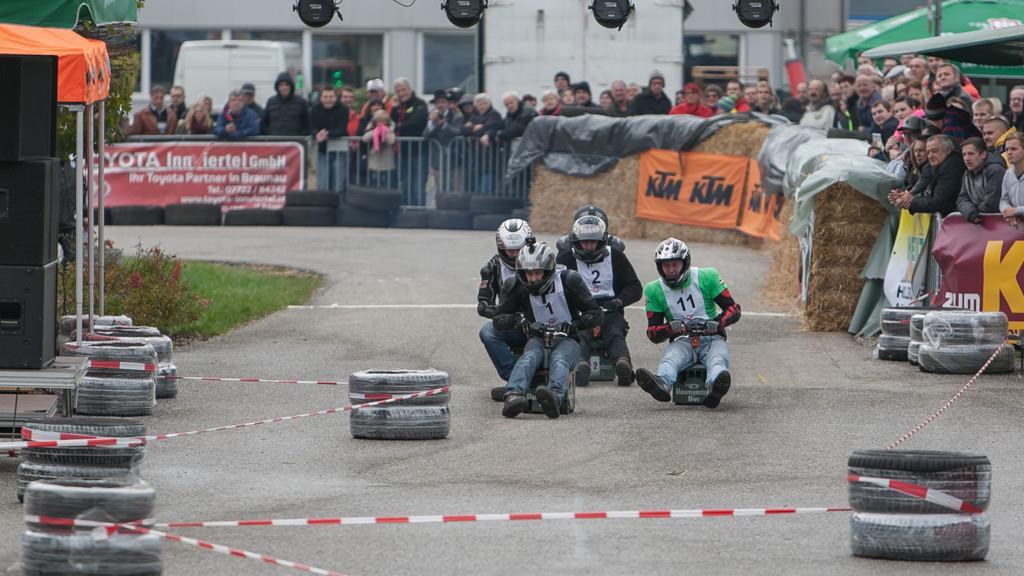 Bierkistenrennen Munderfing, I