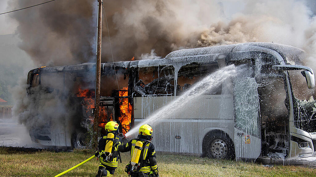 Reisebus_Brand_B20