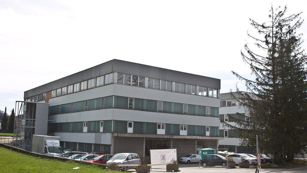 Straniakstraße: Erste Asylwerber beziehen Quartier