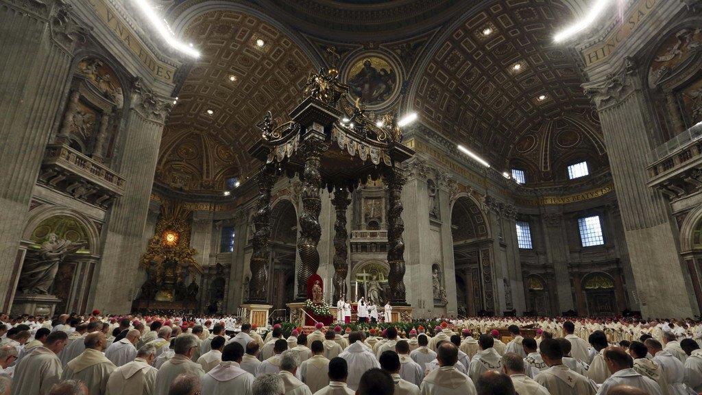 Papst begann Osterfeiern mit Chrisam-Messe