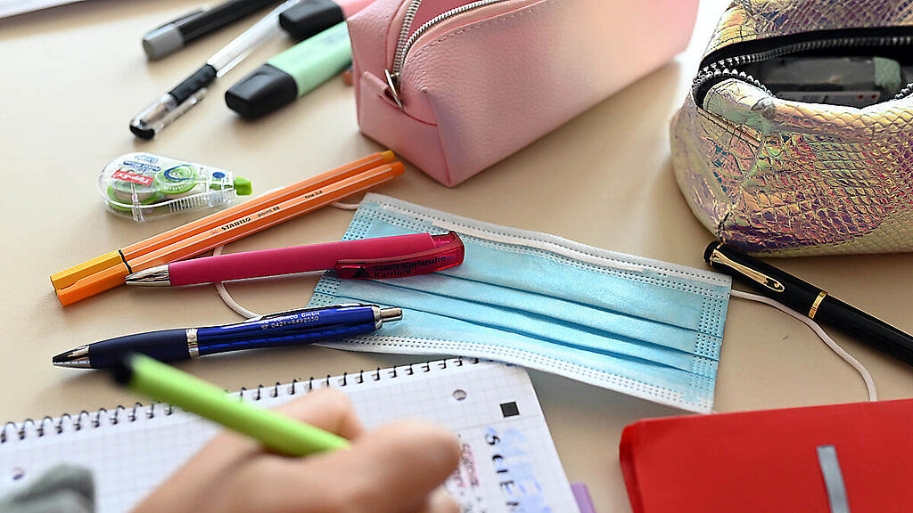 Masken sollen Verbreitung des Coronavirus in den Schulen eindämmen