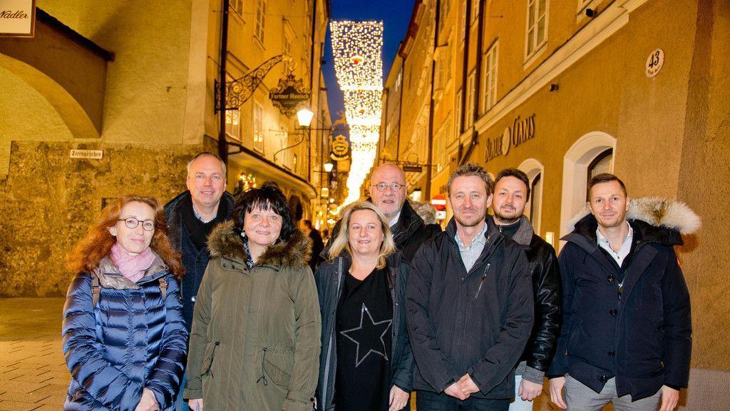 Weihnachtsbeleuchtung in der Getreidegasse