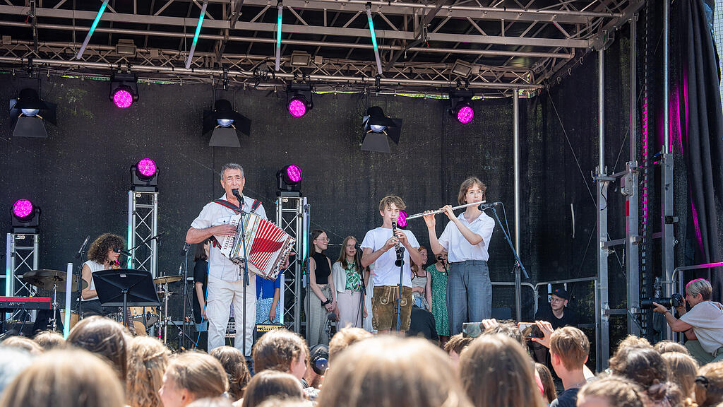 20230629_fmt_Schulschlusskonzert_pp_-61.jpg