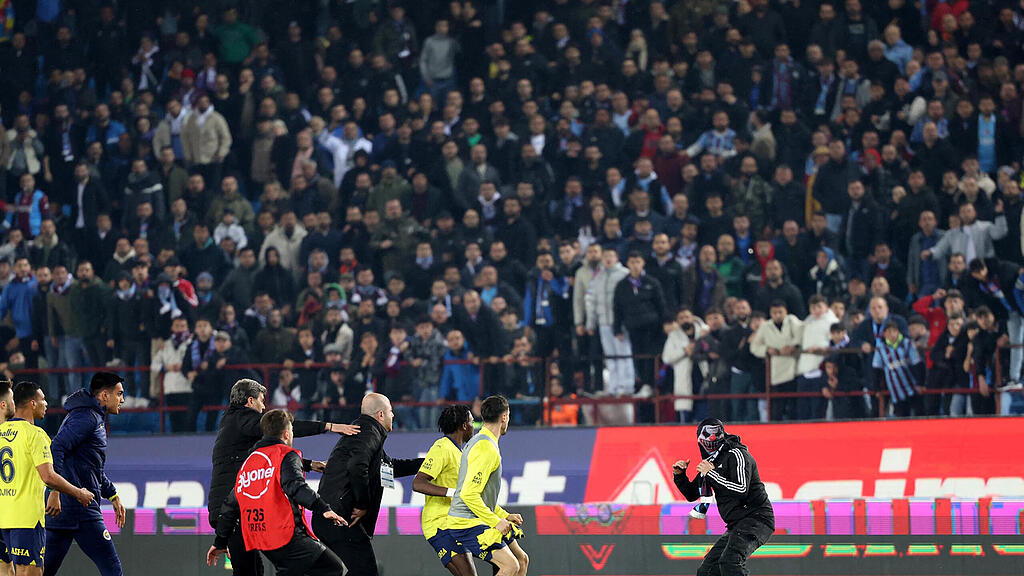 Trabzonspor vs. Fenerbahce