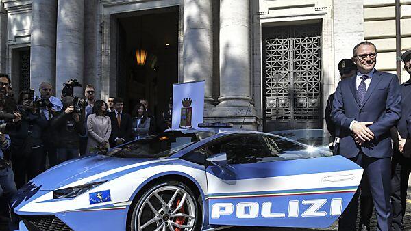 Er ist bereits der zweite Lamborghini im Polizeidienst