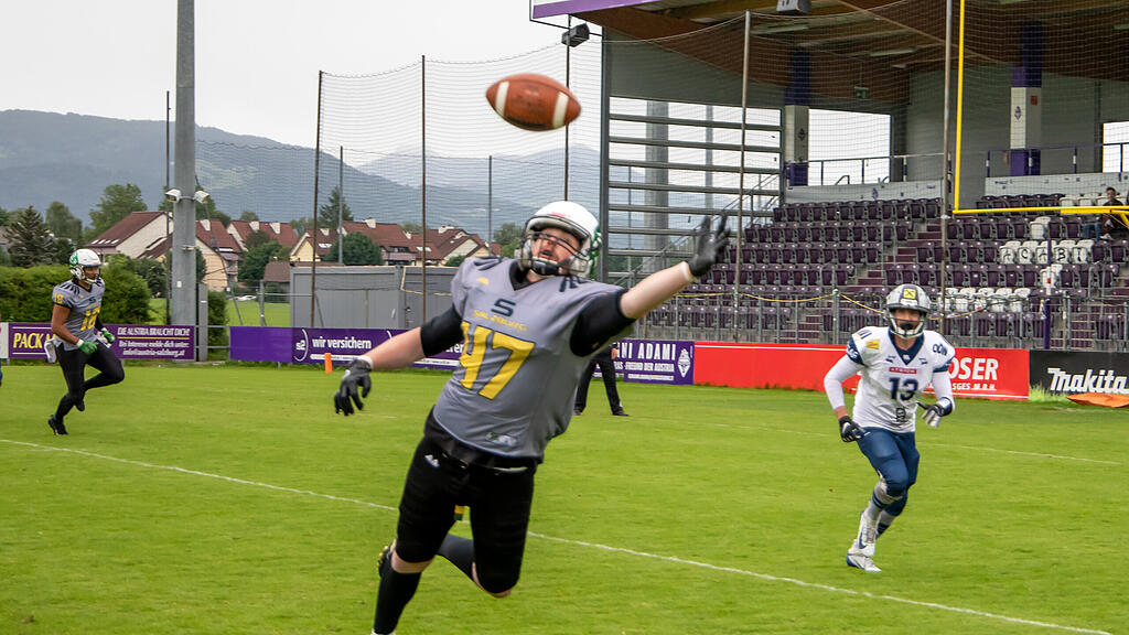 Salzburg Ducks, Atrium Steelsharks Traun, Football