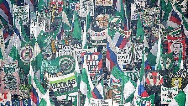 Die "Ultras" nahmen sich ihr Team an die Brust