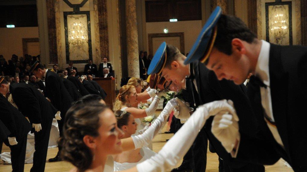 Beim Akademikerball 2014 in der Wiener Hofburg