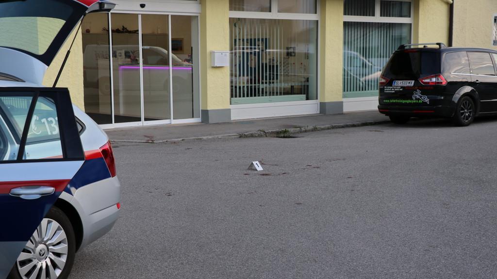 Messerstecherei in Oberndorf: 40-Jähriger schwer verletzt